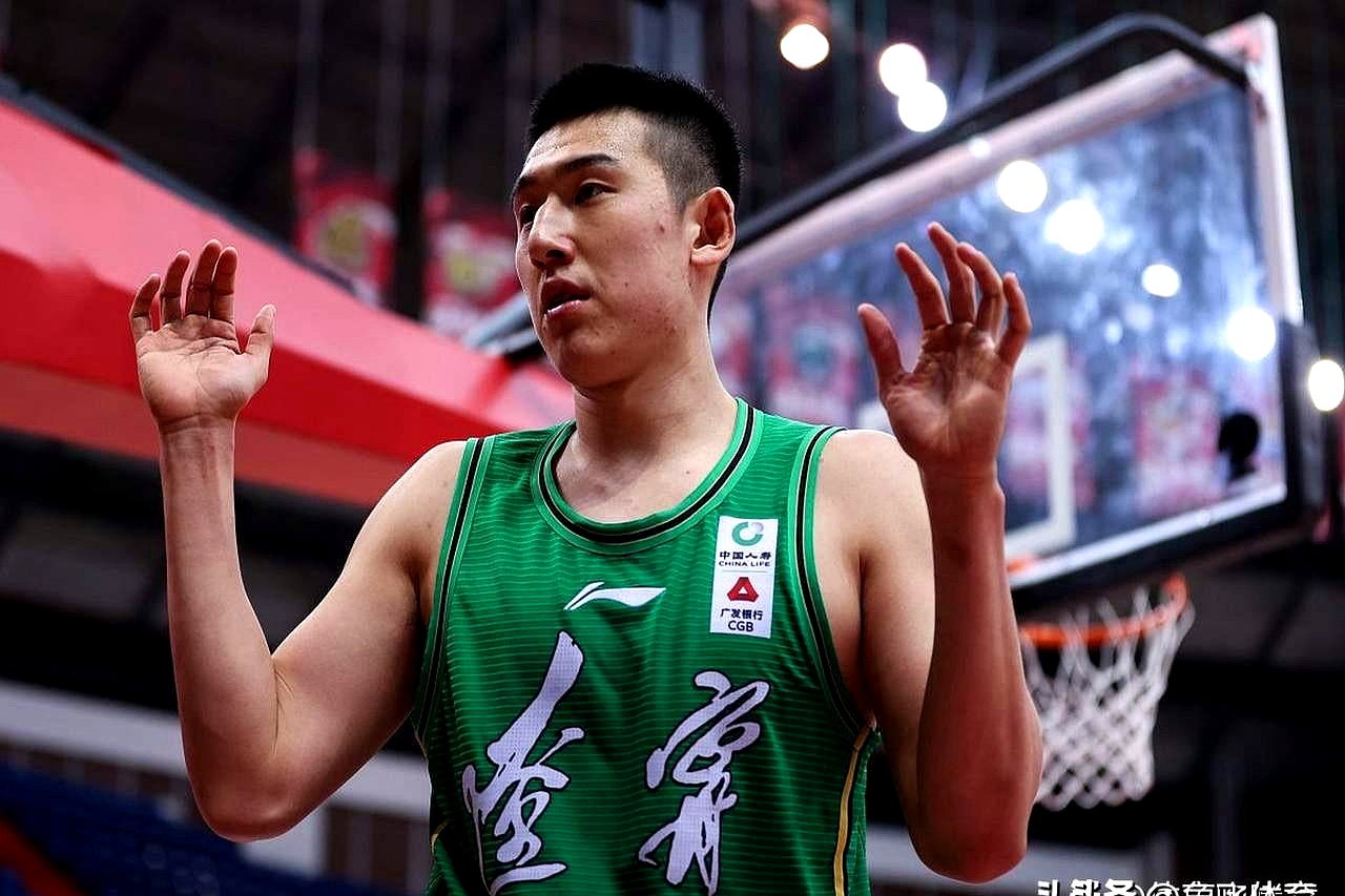 爱游戏APP-今晨体能课后；广厦男篮外线爆发备战欧联；质疑声仍在；纪律约束更严格(再创辉煌的四句口号)