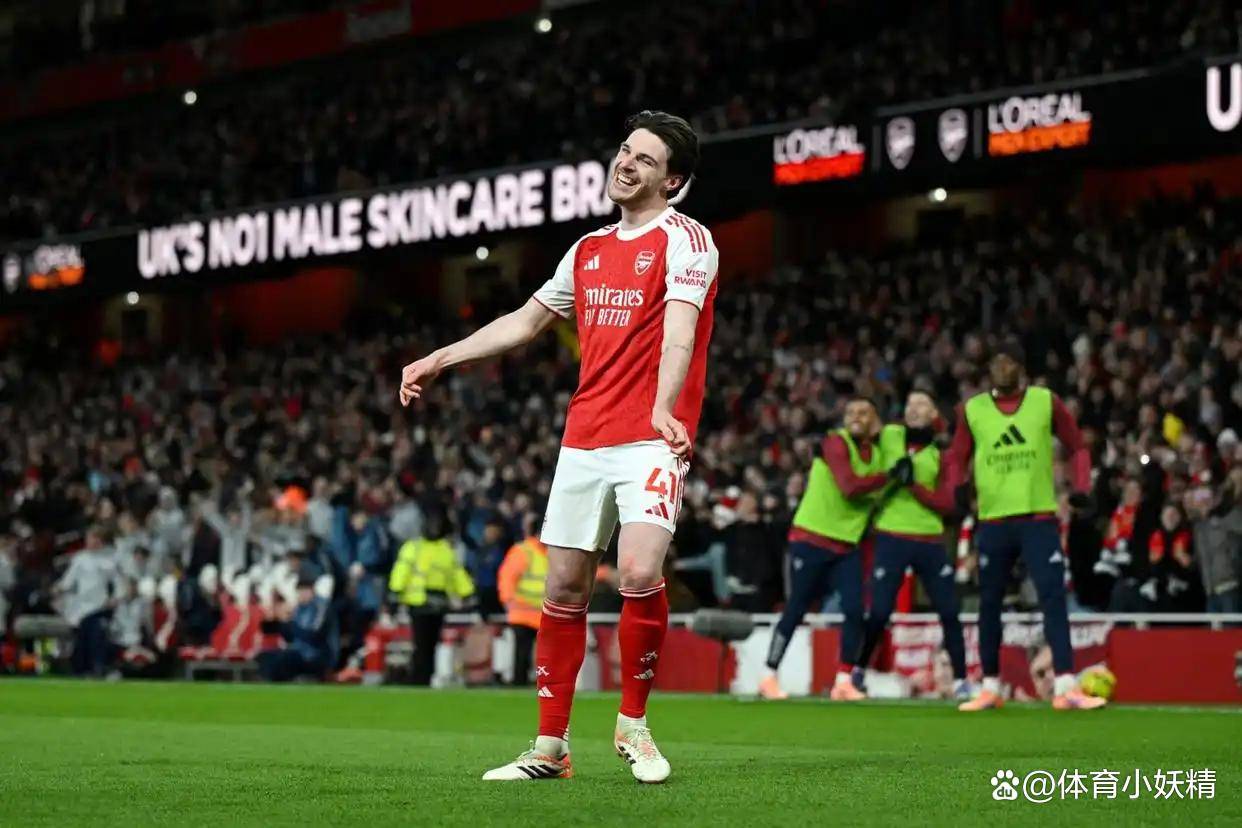 爱游戏APP-从曼联国际比赛日豪取连胜到山东泰山外线爆发备战英超，国际比赛日浙江稠州调整名单以备社区盾的简单介绍