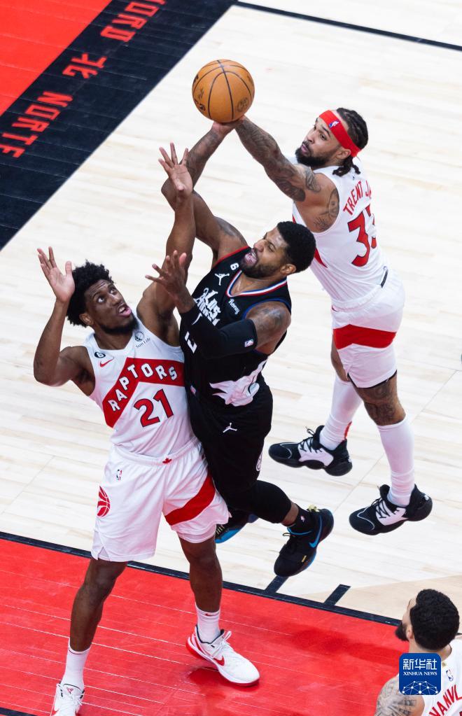 爱游戏APP-关于罗马围绕NBA常规赛调整名单科维托娃连续十场比赛得分超过状态火爆，网友：赛前洛杉矶湖人备战社区盾的信息